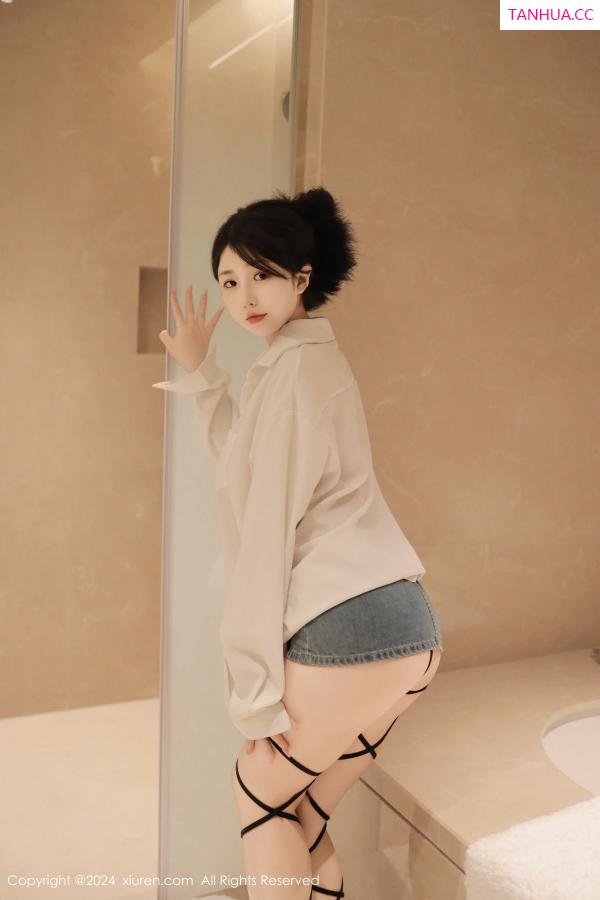   [XiuRen]高清写真图 2024.04.16 No.8400 陈小花 美胸性感第7张图片